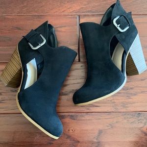 Brand new Fergalicious Palmer cutout bootie